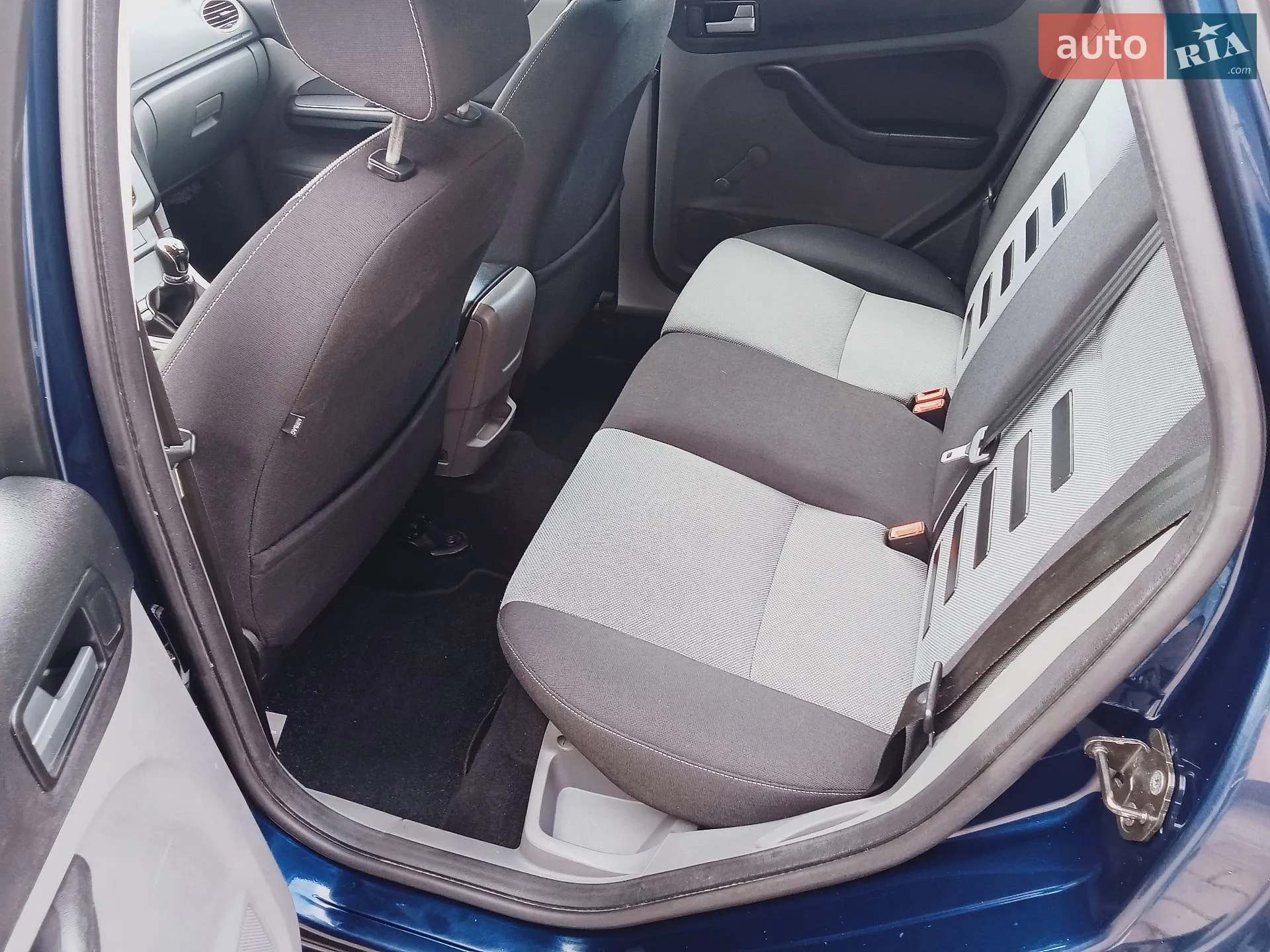 2010 Ford Focus - мініатюра 12