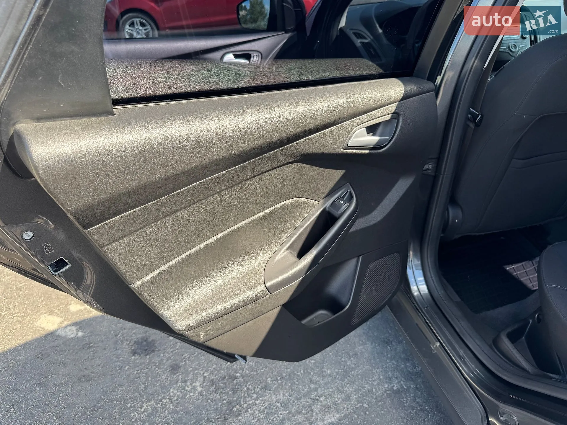 2016 Ford Focus - мініатюра 36