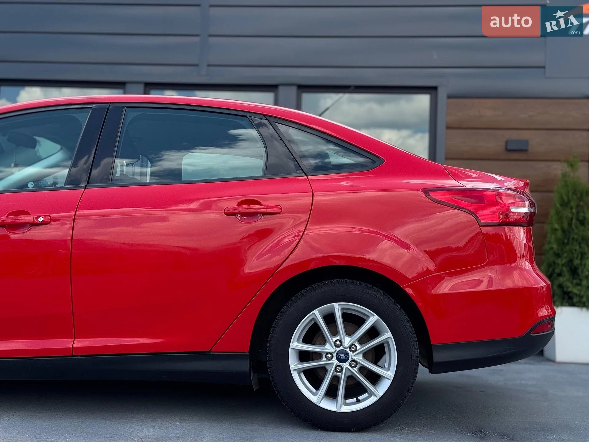 2017 Ford Focus - мініатюра 12