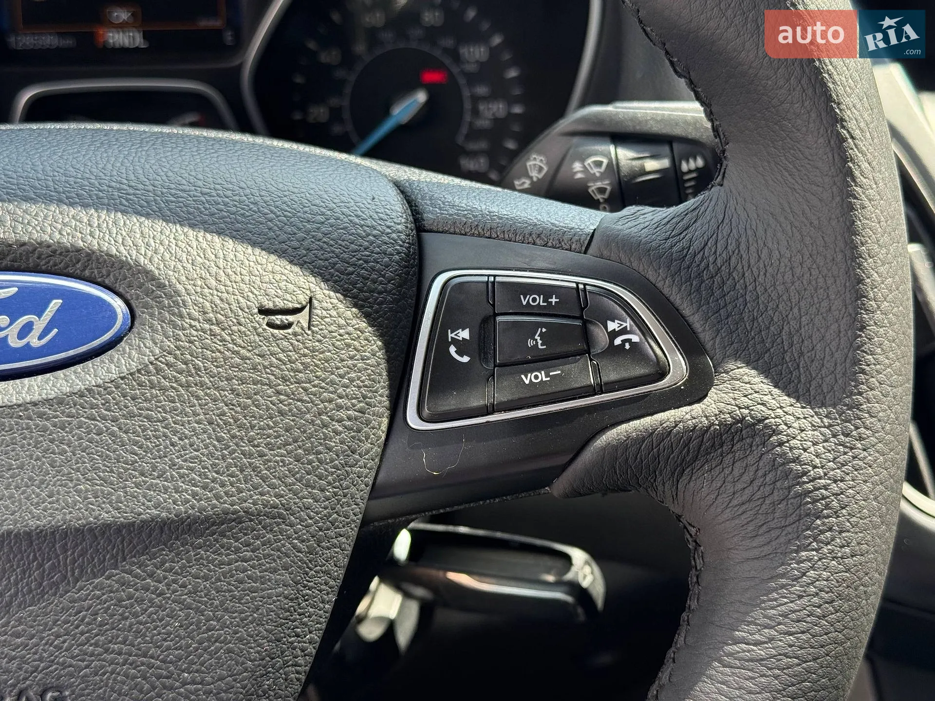 2017 Ford Focus - мініатюра 32