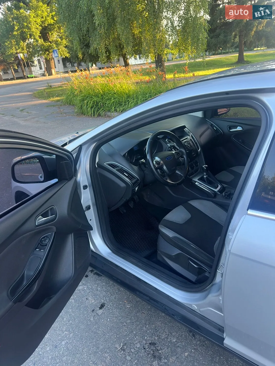 2011 Ford Focus - мініатюра 8