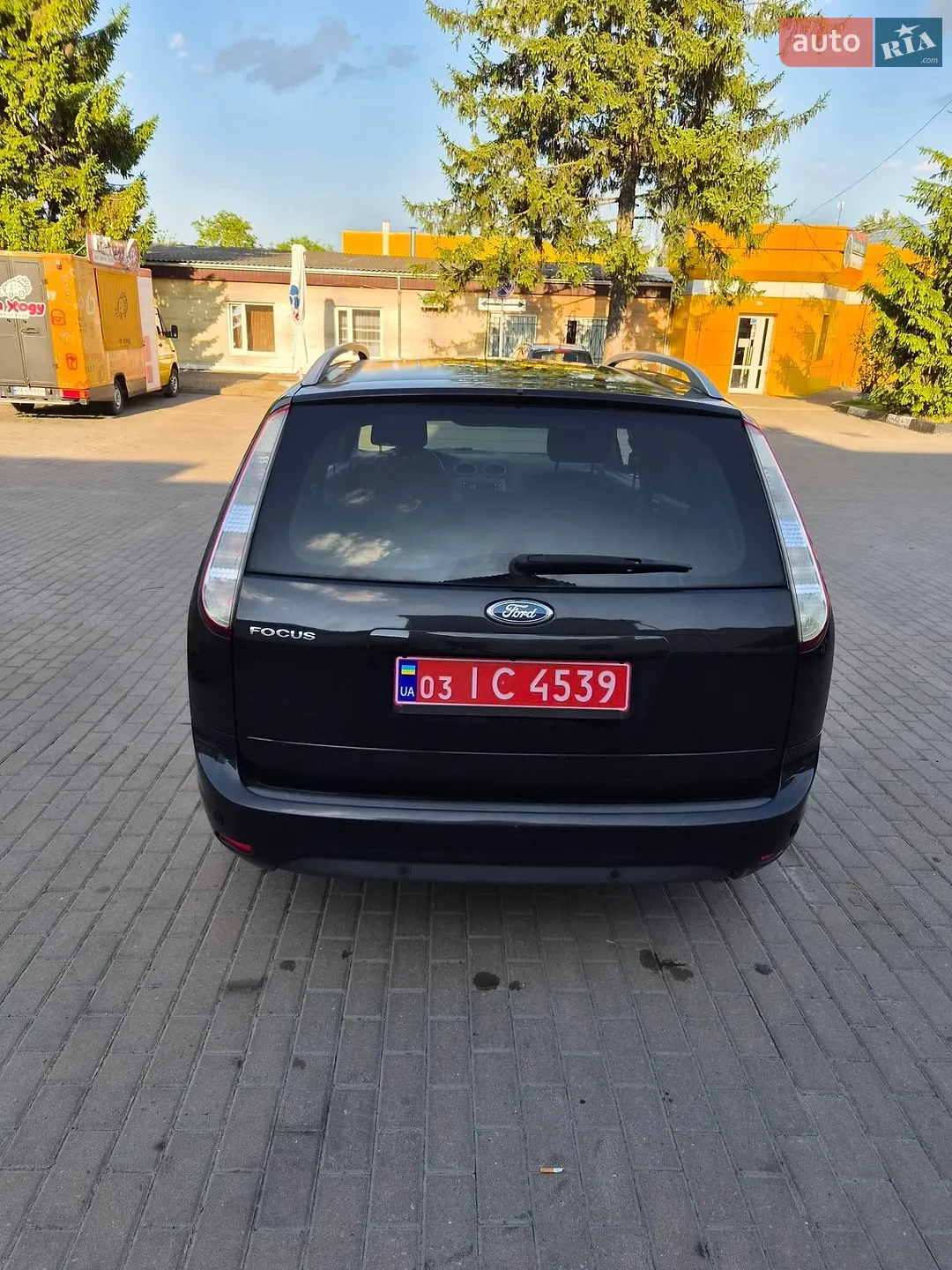2010 Ford Focus - мініатюра 6