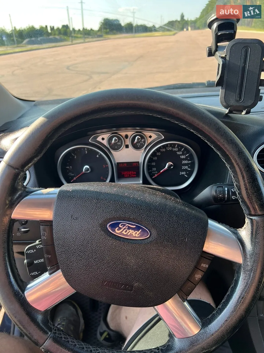 2010 Ford Focus - мініатюра 40