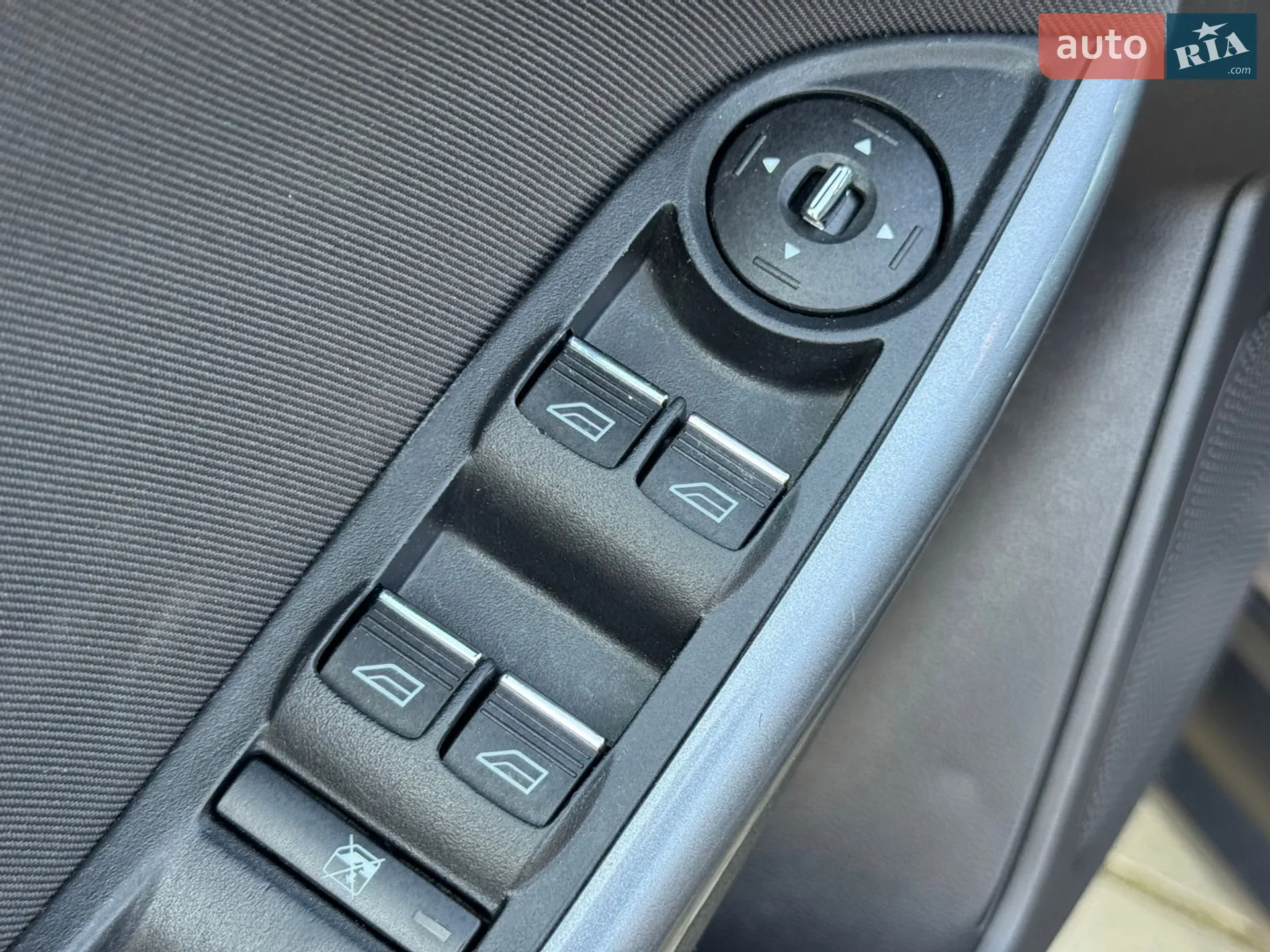 2013 Ford Focus - мініатюра 39