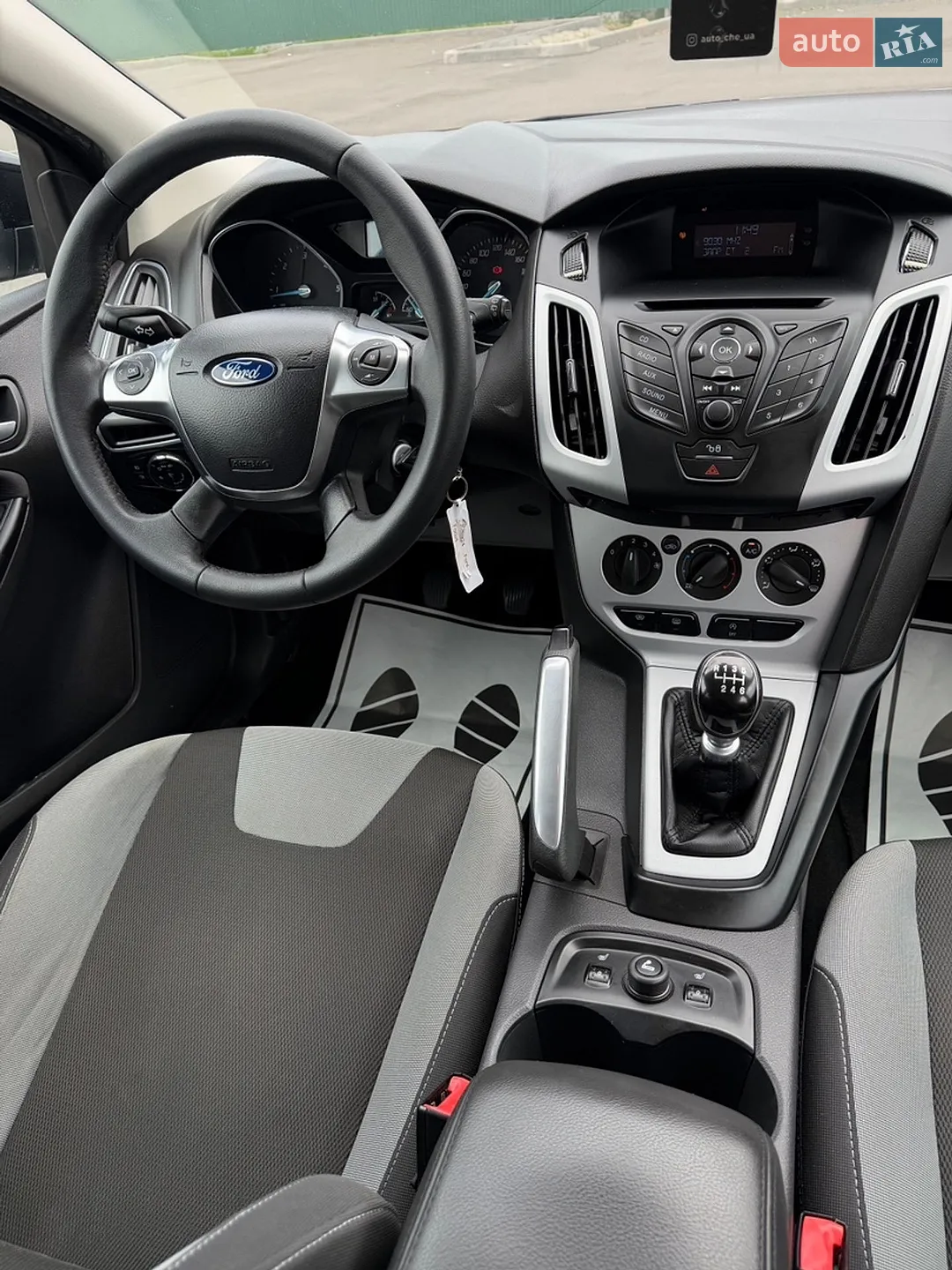 2012 Ford Focus - мініатюра 16
