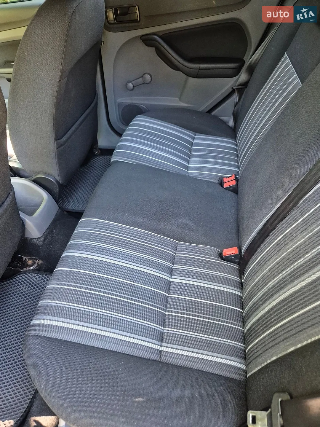 2011 Ford Focus - мініатюра 14