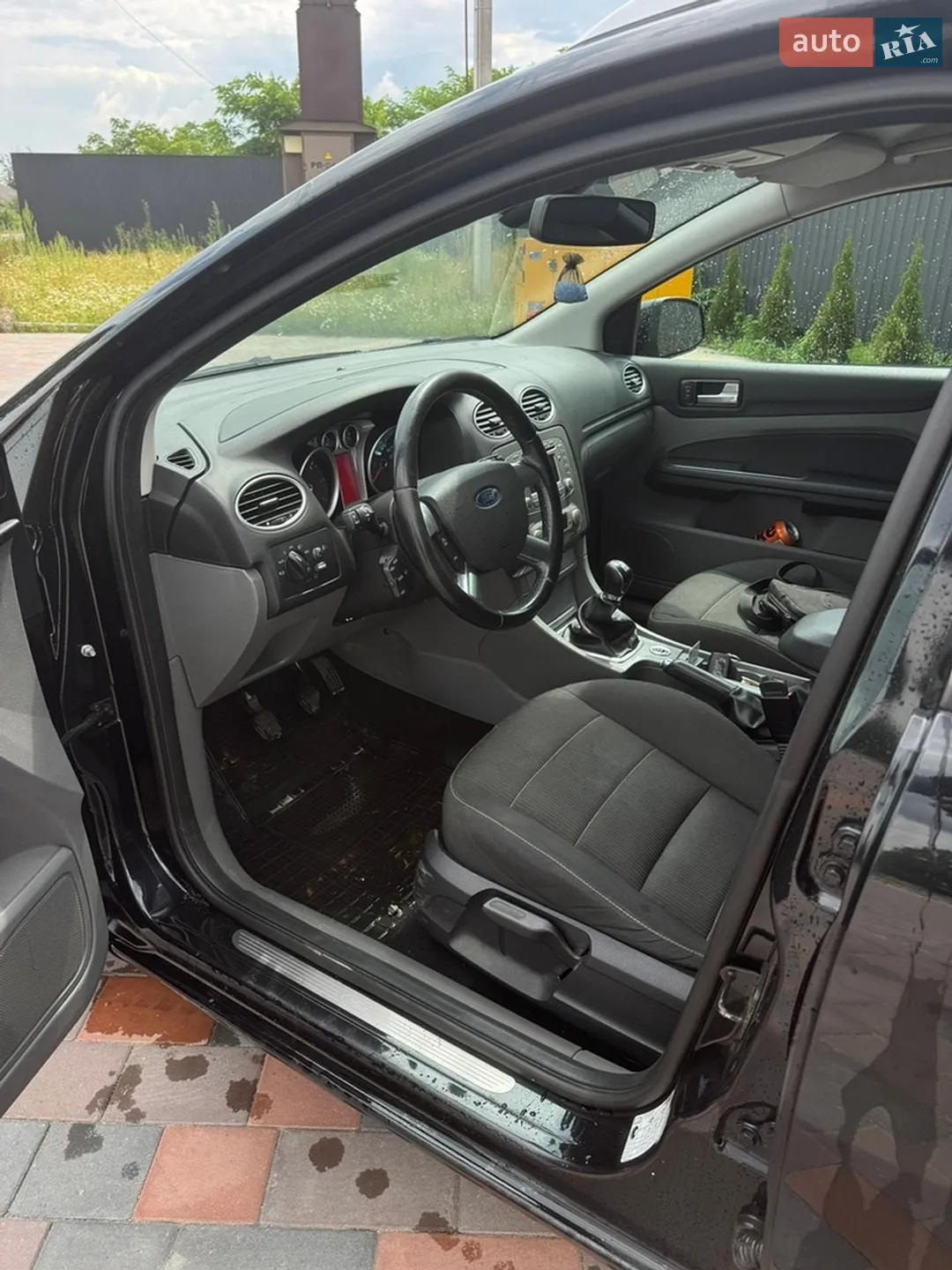 2010 Ford Focus - мініатюра 19