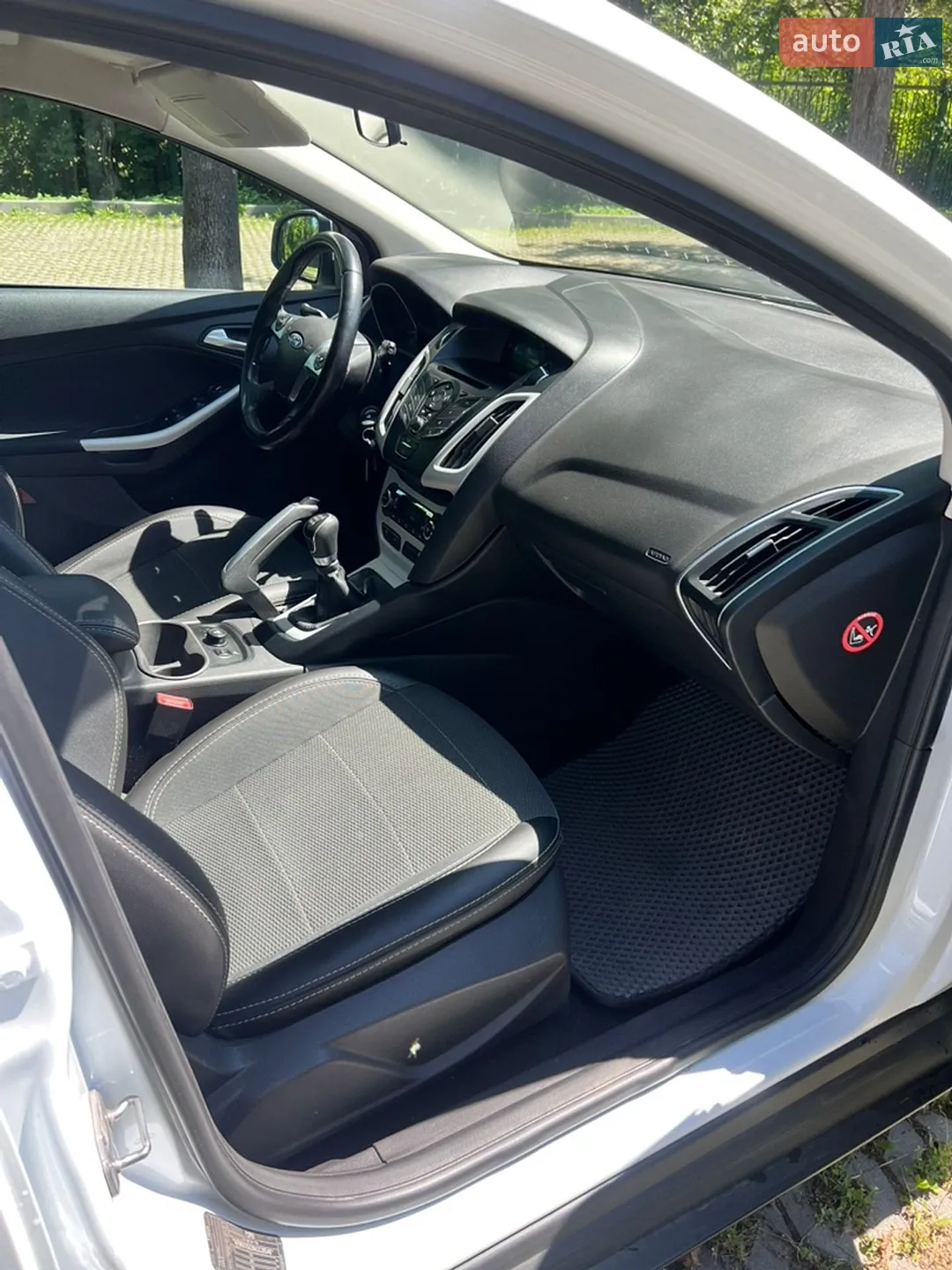 2012 Ford Focus - мініатюра 10