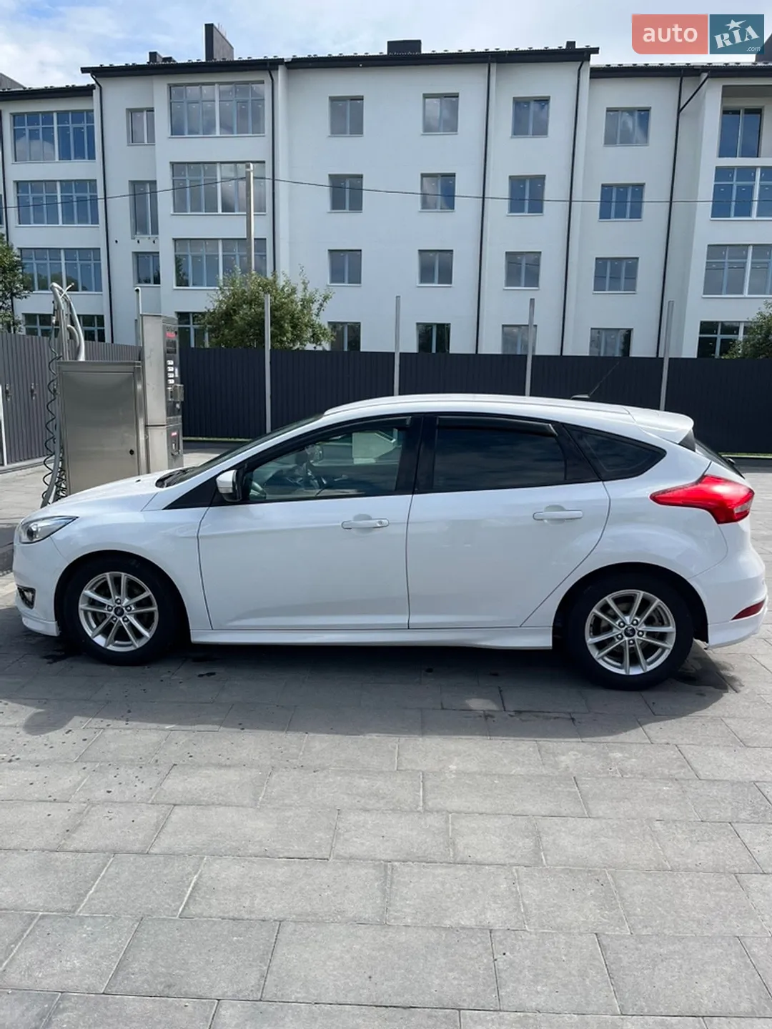 2015 Ford Focus - мініатюра 16