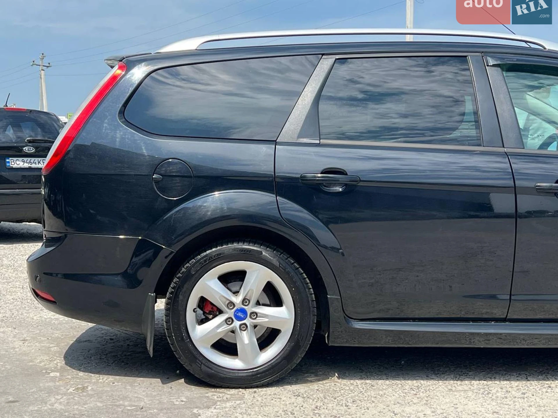 2010 Ford Focus - мініатюра 10