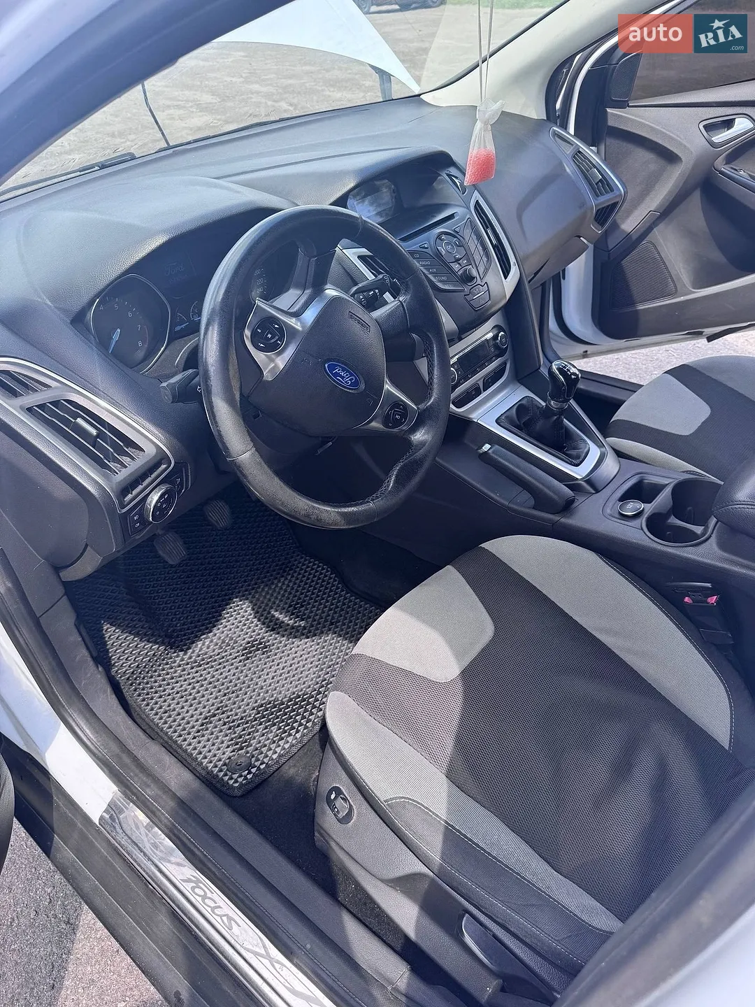 2013 Ford Focus - мініатюра 8