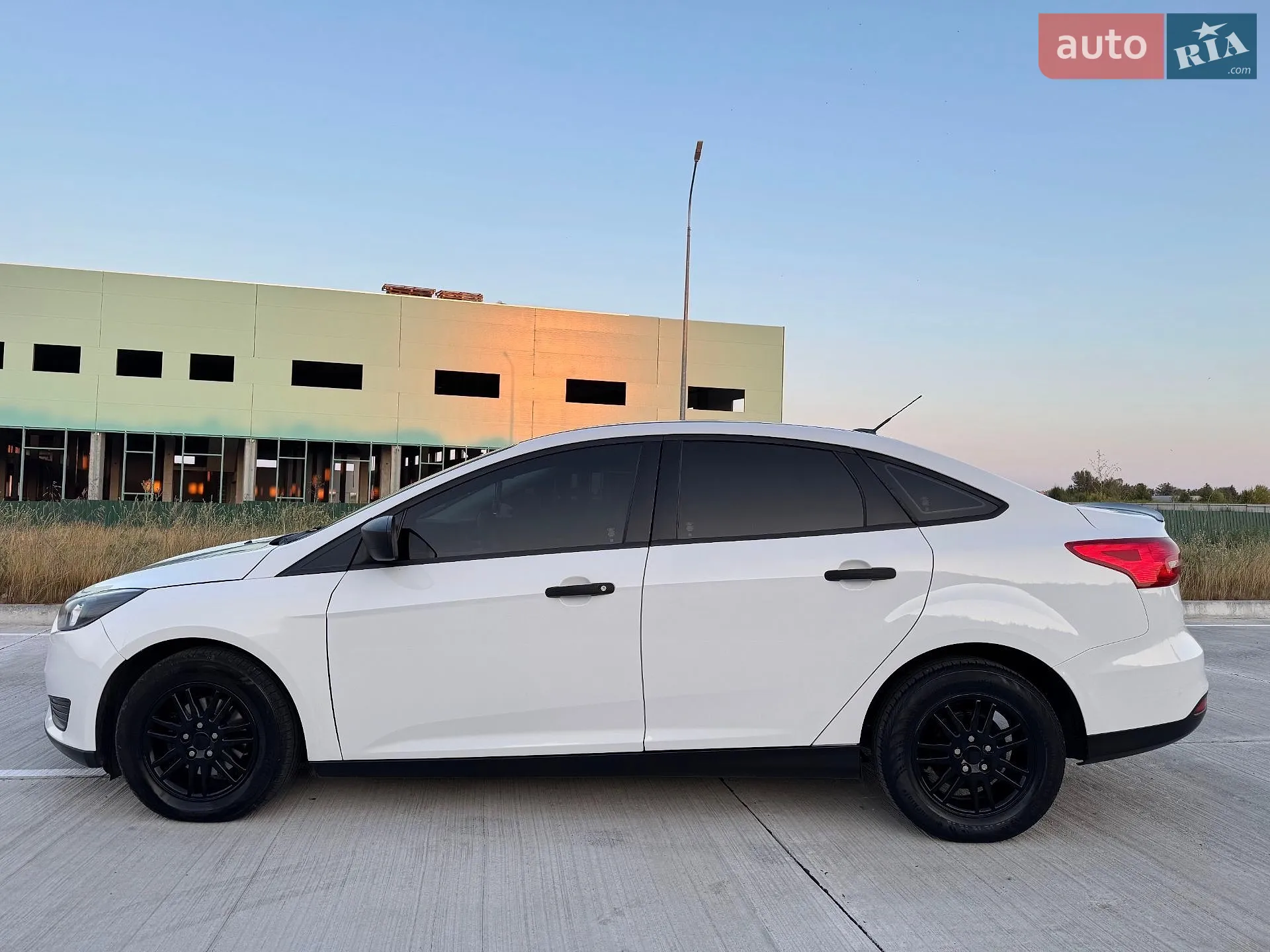 2016 Ford Focus - мініатюра 9