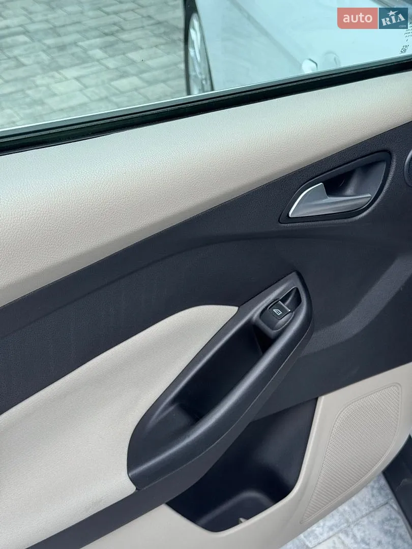 2013 Ford Focus - мініатюра 19