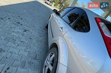 Хэтчбек Ford Focus 2006 в Мукачево фото 4 Хэтчбек Ford Focus 2006 в Мукачево