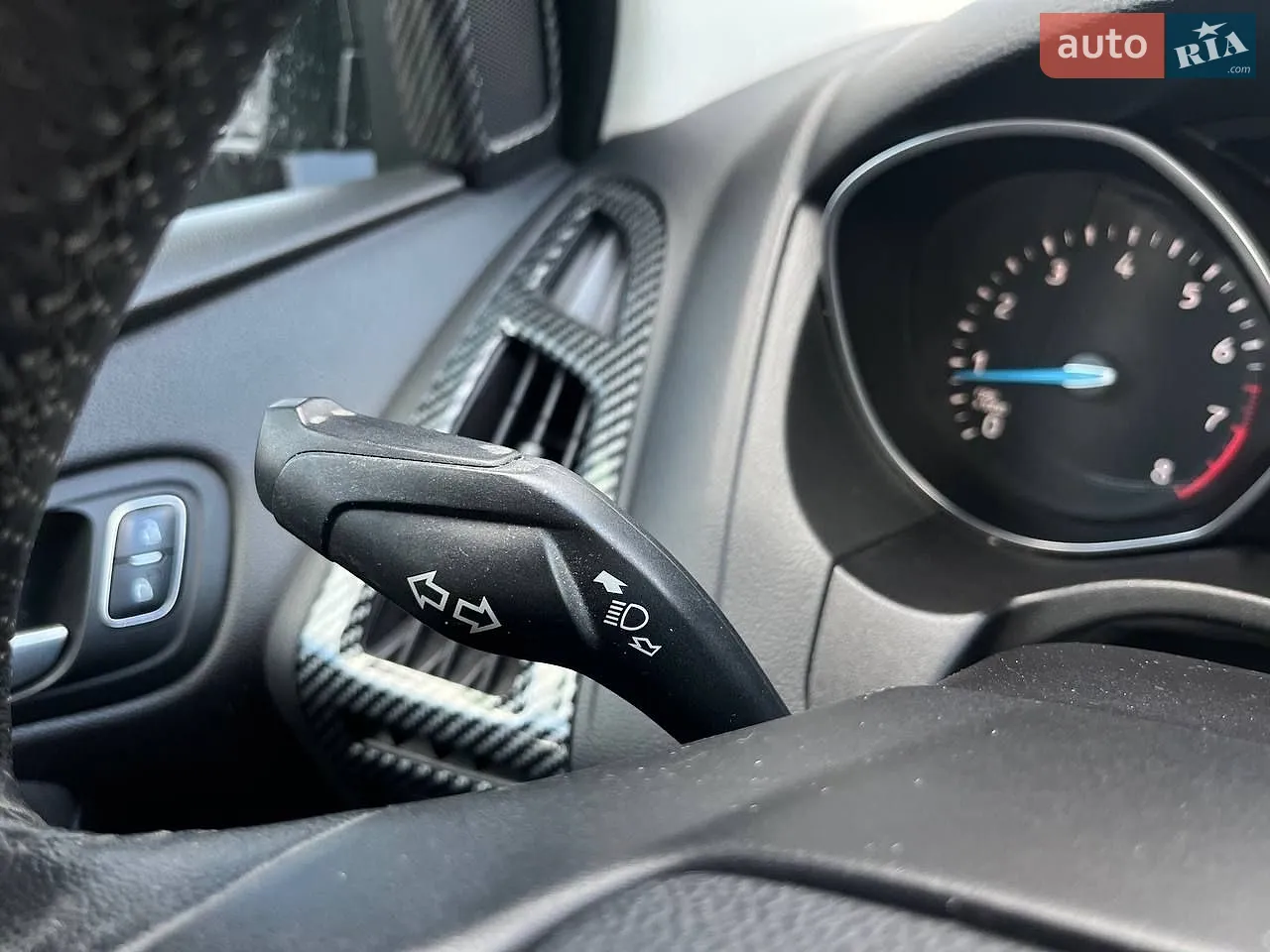 2015 Ford Focus - мініатюра 18