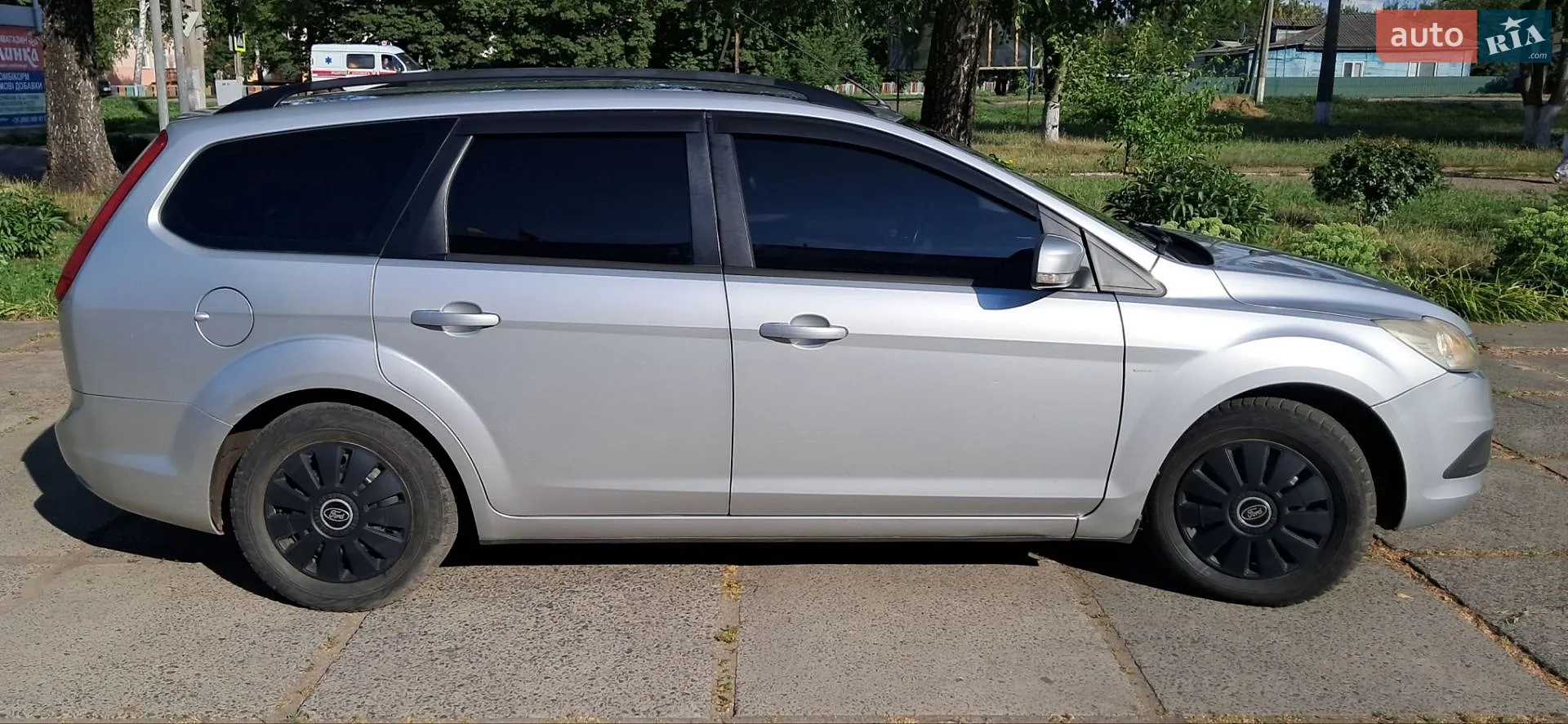 2010 Ford Focus - мініатюра 4