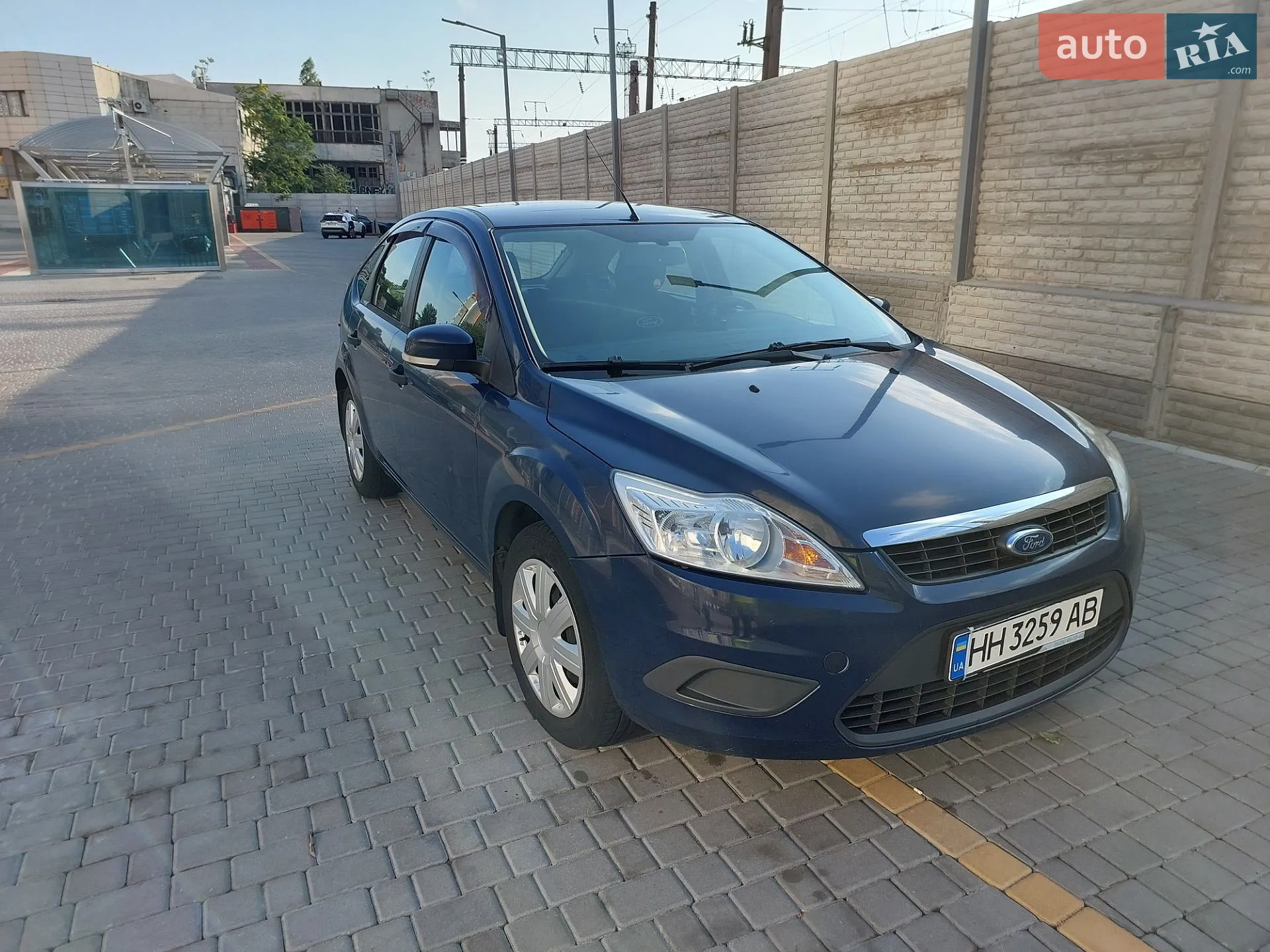 Ford Focus 2011 VIN WF0PXXWPDPBL66585 фото оголошення 3 з 17