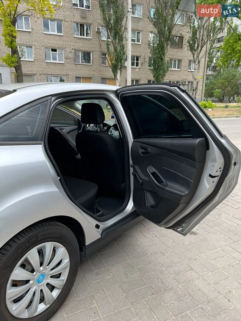 2015 Ford Focus - мініатюра 10