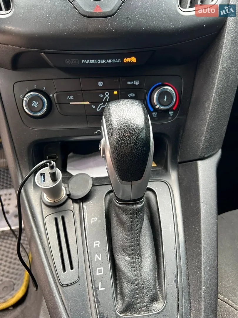 2015 Ford Focus - мініатюра 16
