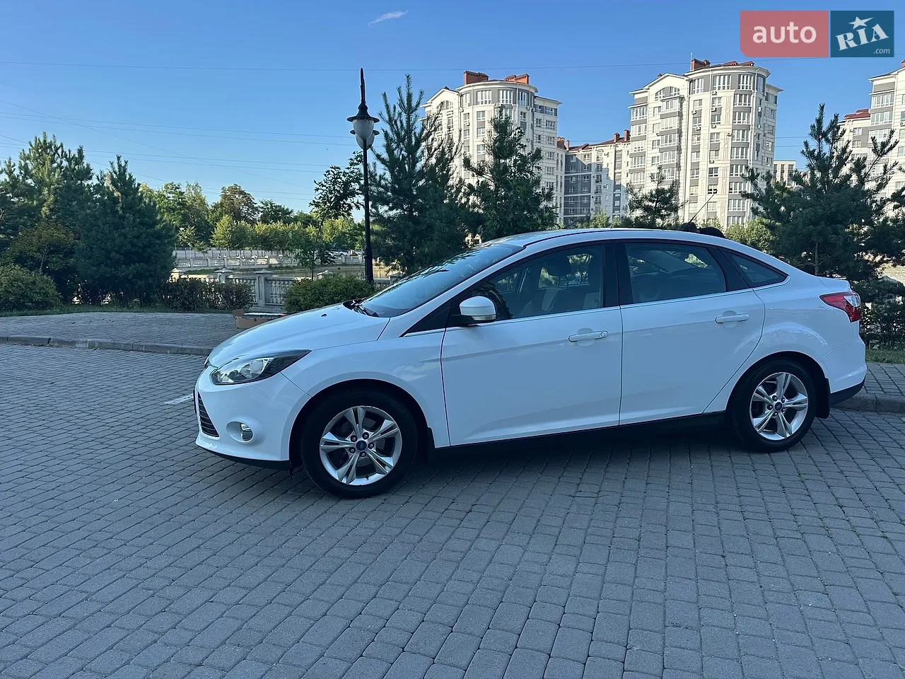 2011 Ford Focus - мініатюра 18
