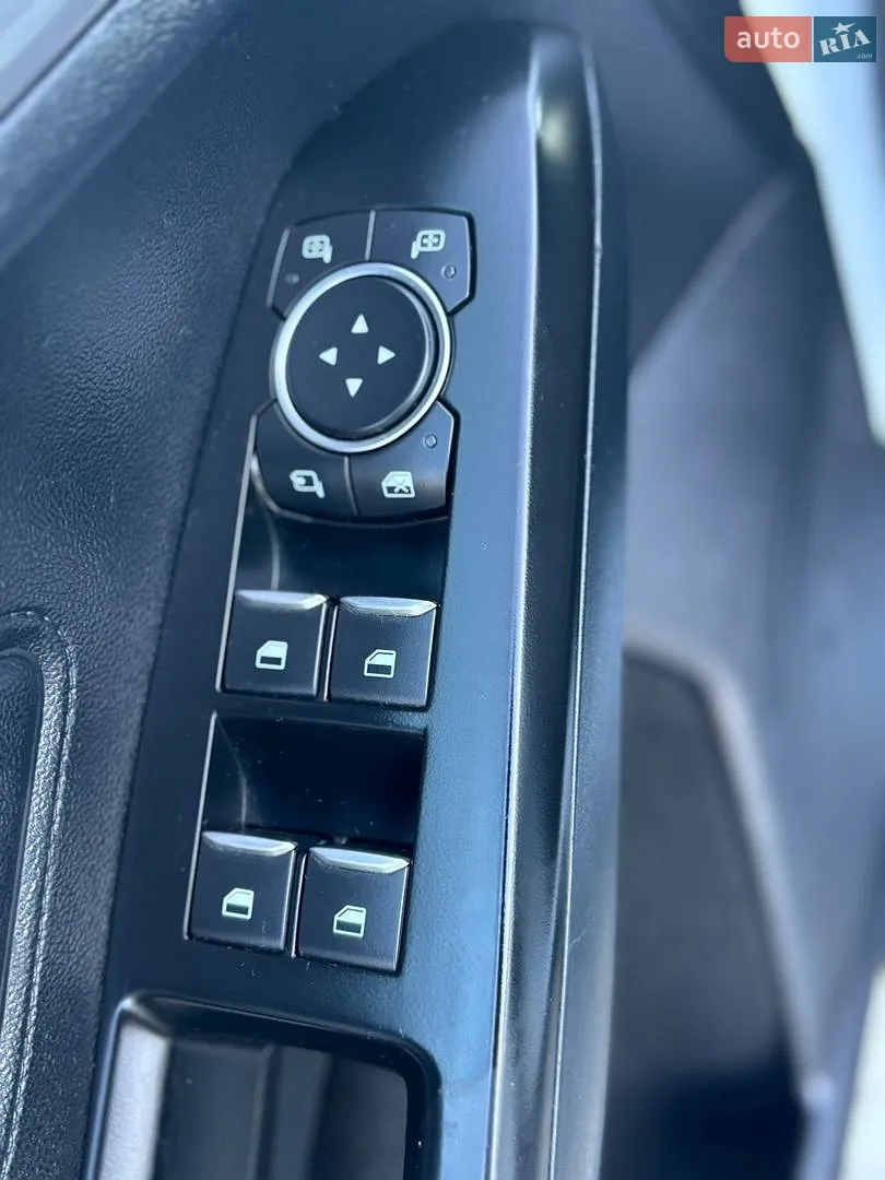 2018 Ford Focus - мініатюра 26