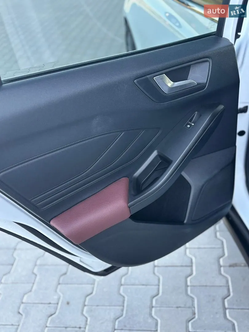 2018 Ford Focus - мініатюра 27