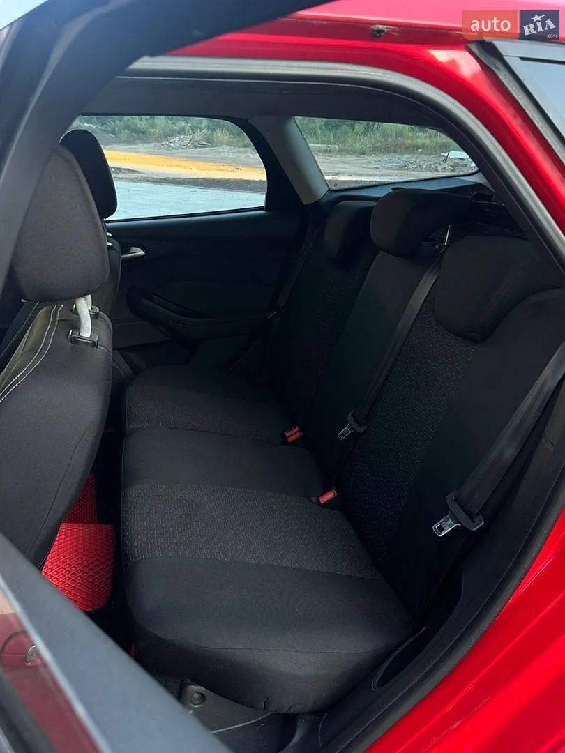 2013 Ford Focus - мініатюра 15