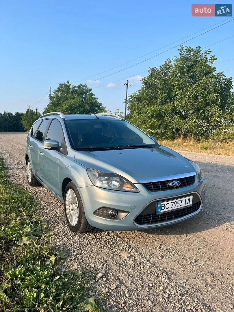 2010 Ford Focus - мініатюра 8
