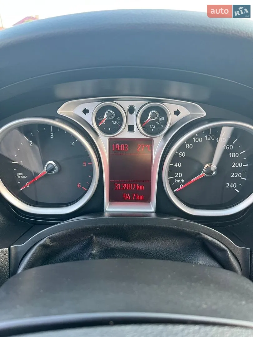 2010 Ford Focus - мініатюра 22