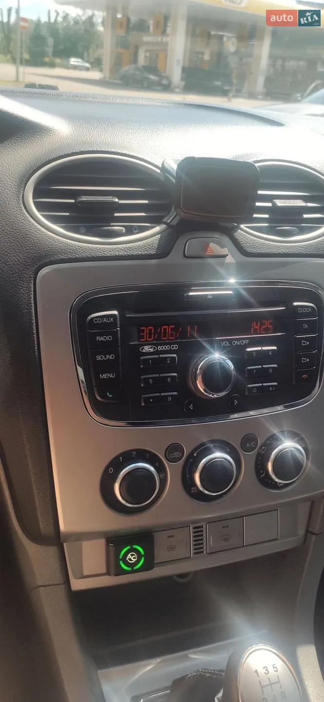 2011 Ford Focus - мініатюра 26