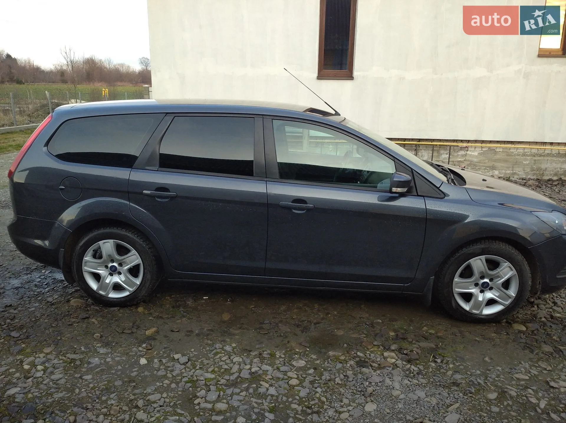 2010 Ford Focus - мініатюра 3