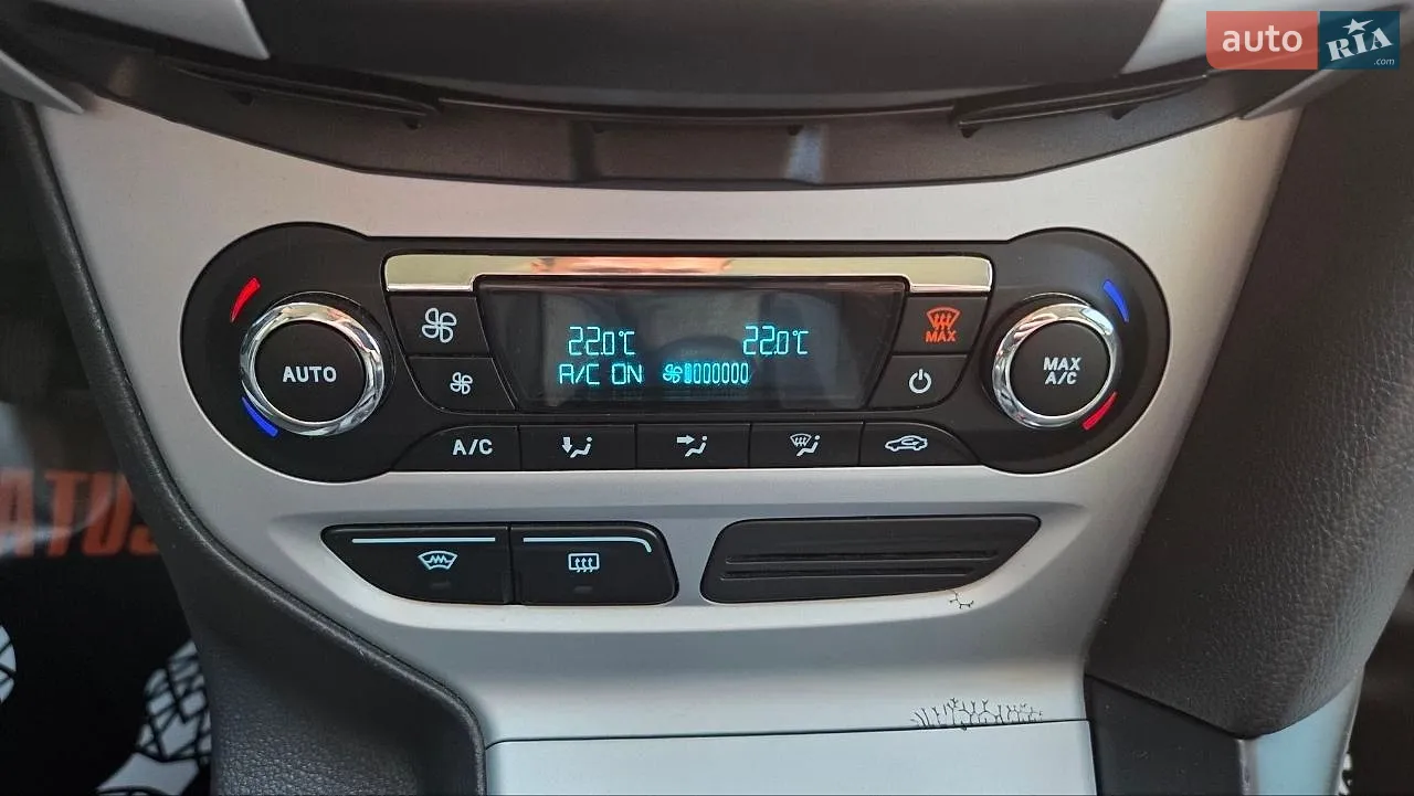 2012 Ford Focus - мініатюра 19