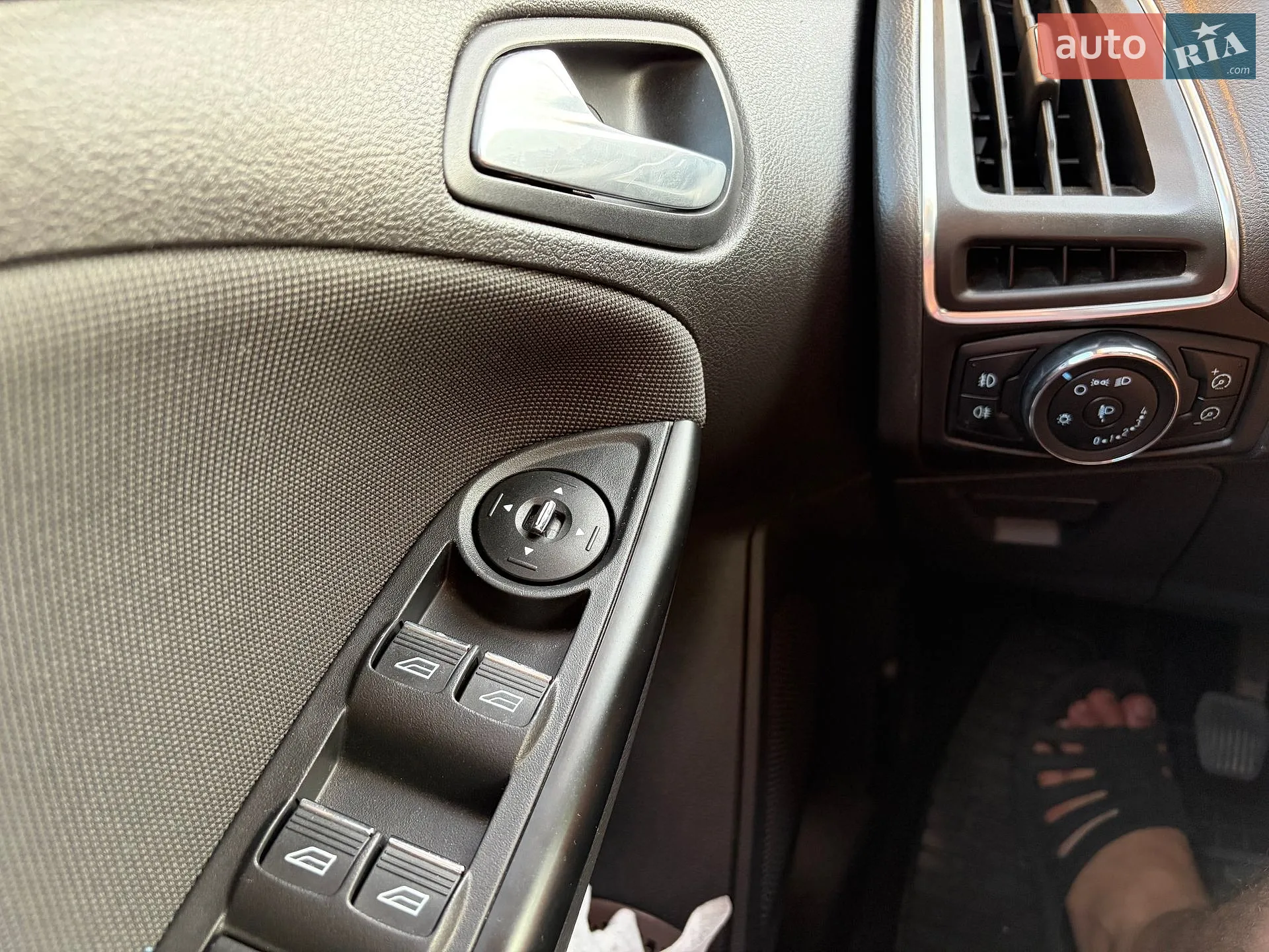 2012 Ford Focus - мініатюра 19