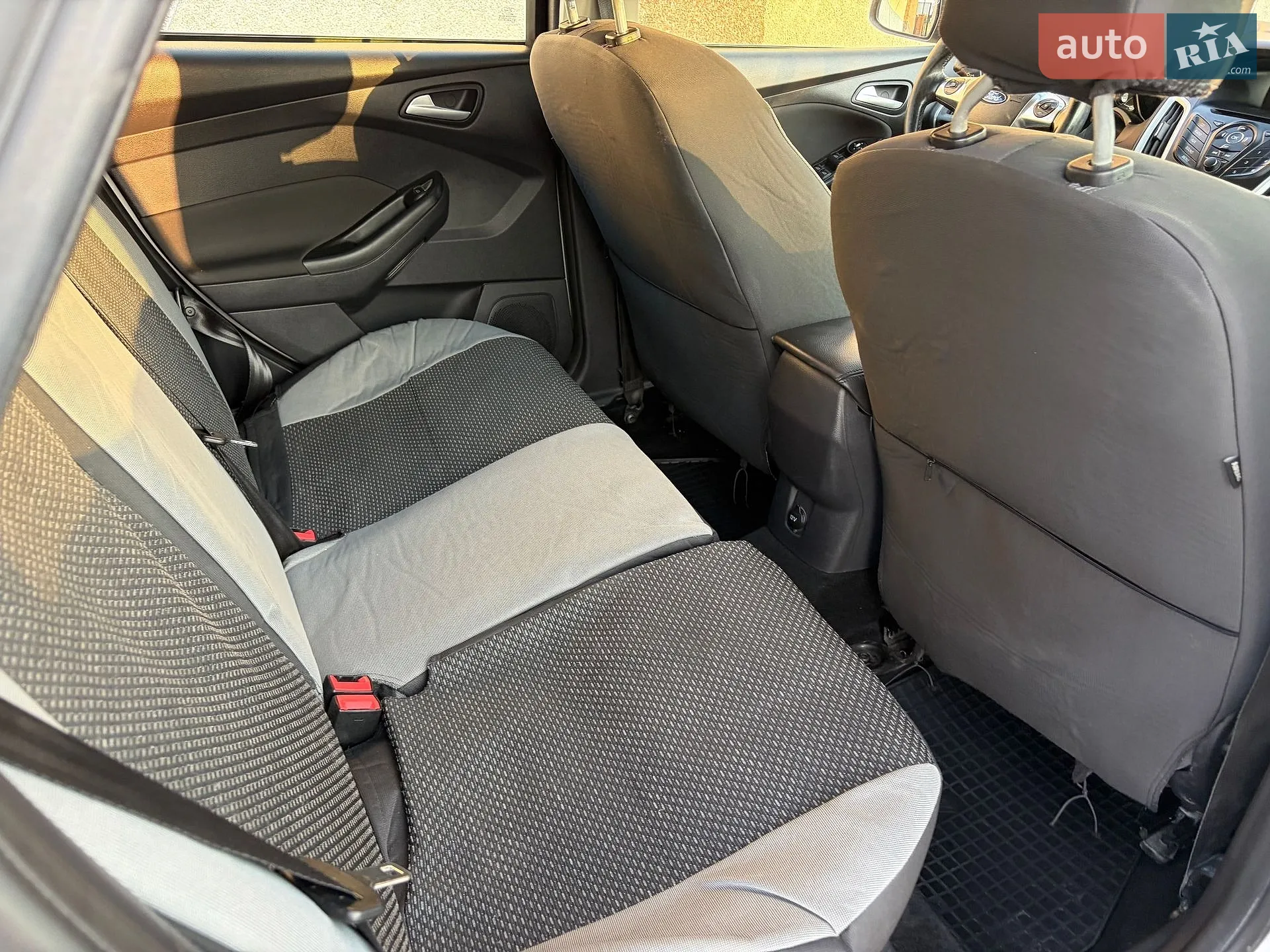 2012 Ford Focus - мініатюра 25