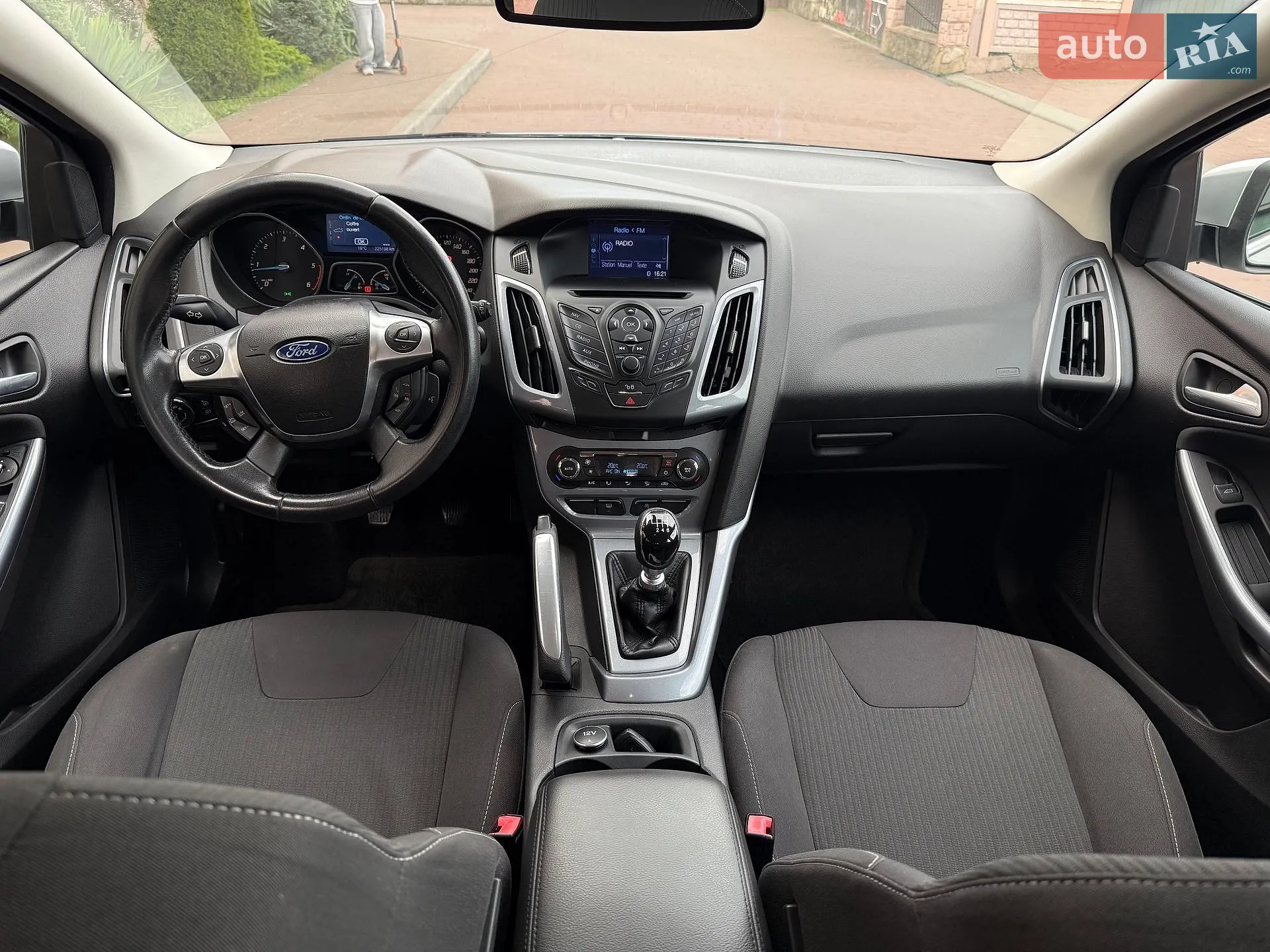2011 Ford Focus - мініатюра 35