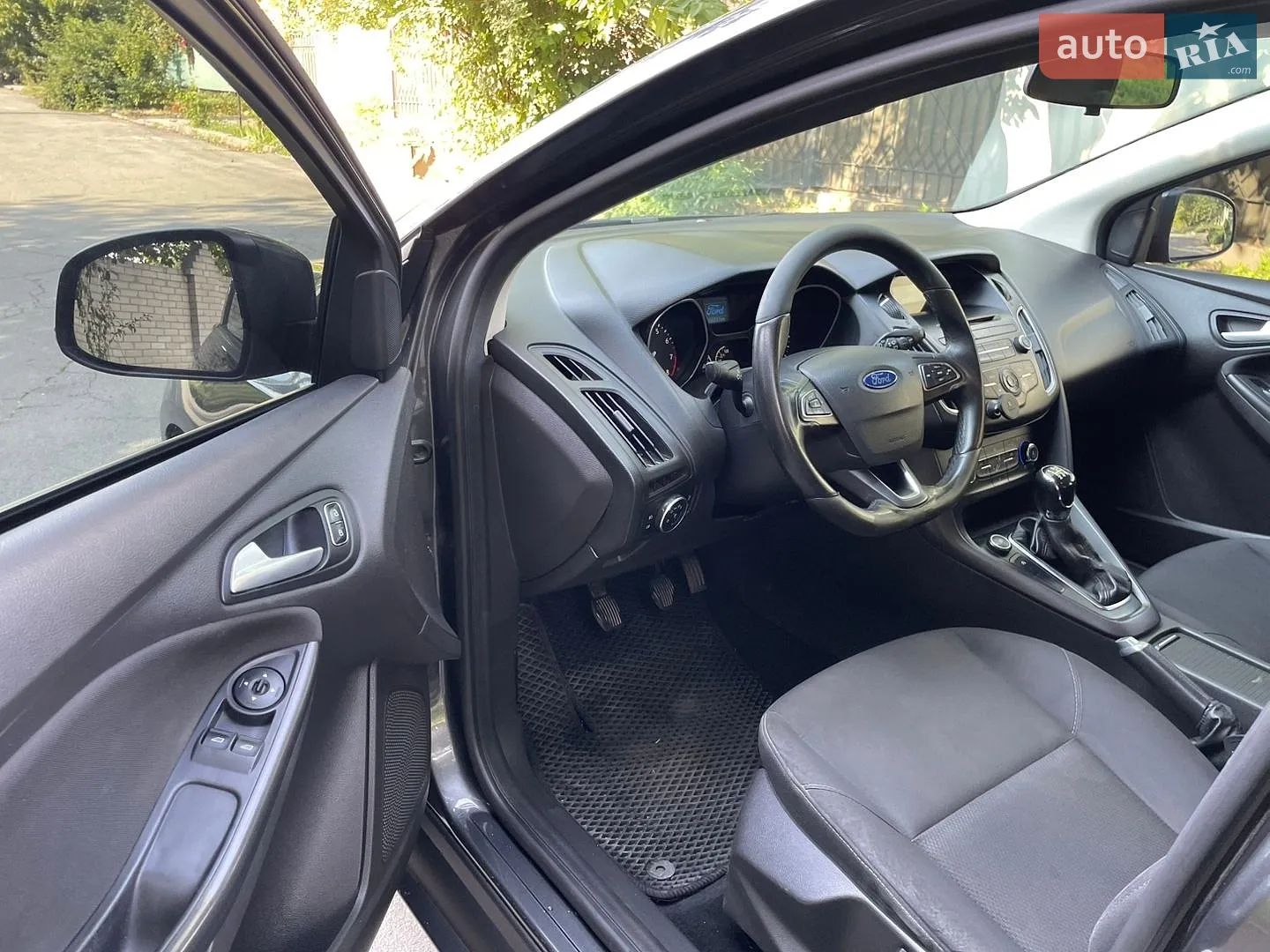 2016 Ford Focus - мініатюра 15