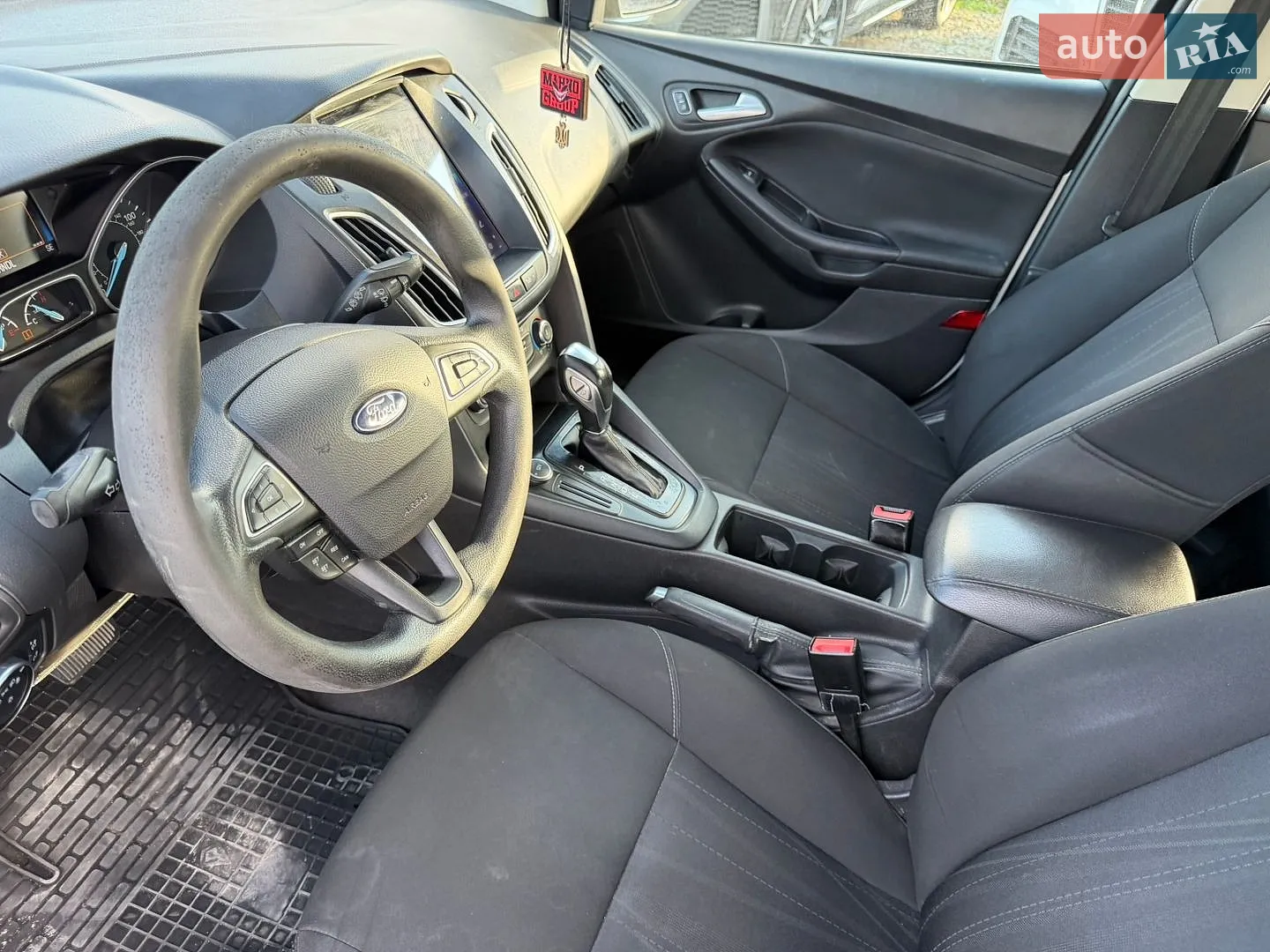 2015 Ford Focus - мініатюра 25