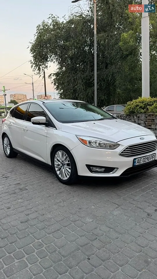 2017 Ford Focus - мініатюра 9