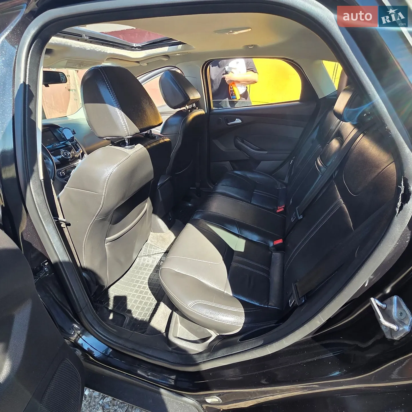 2012 Ford Focus - мініатюра 9