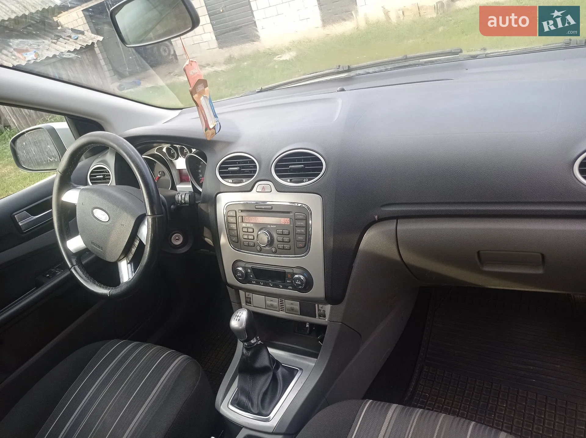 2010 Ford Focus - мініатюра 10