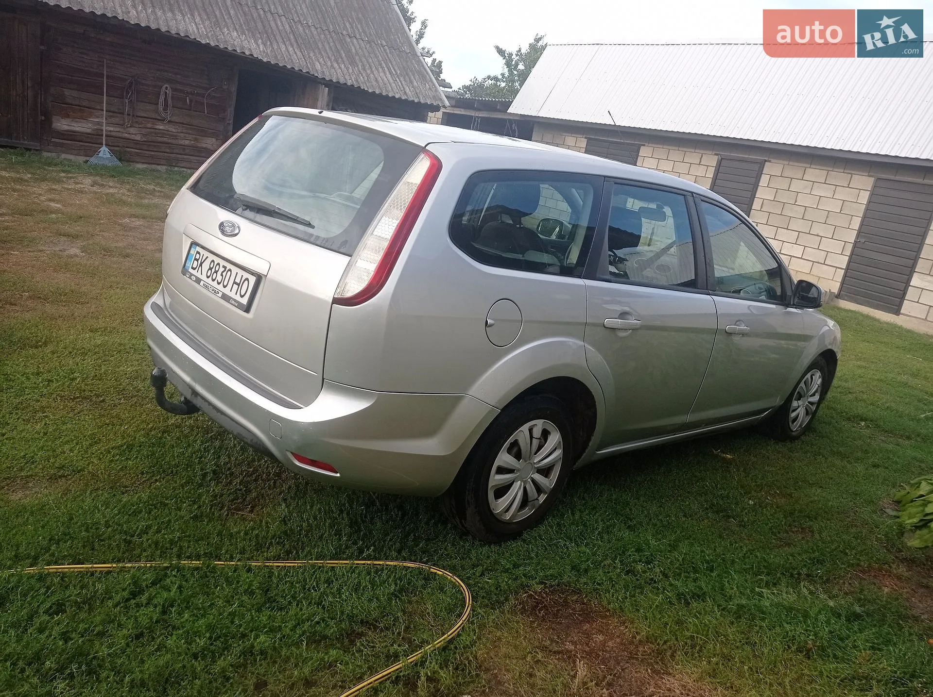 2010 Ford Focus - мініатюра 4