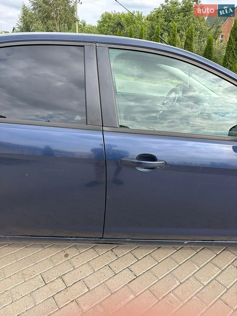 2010 Ford Focus - мініатюра 8