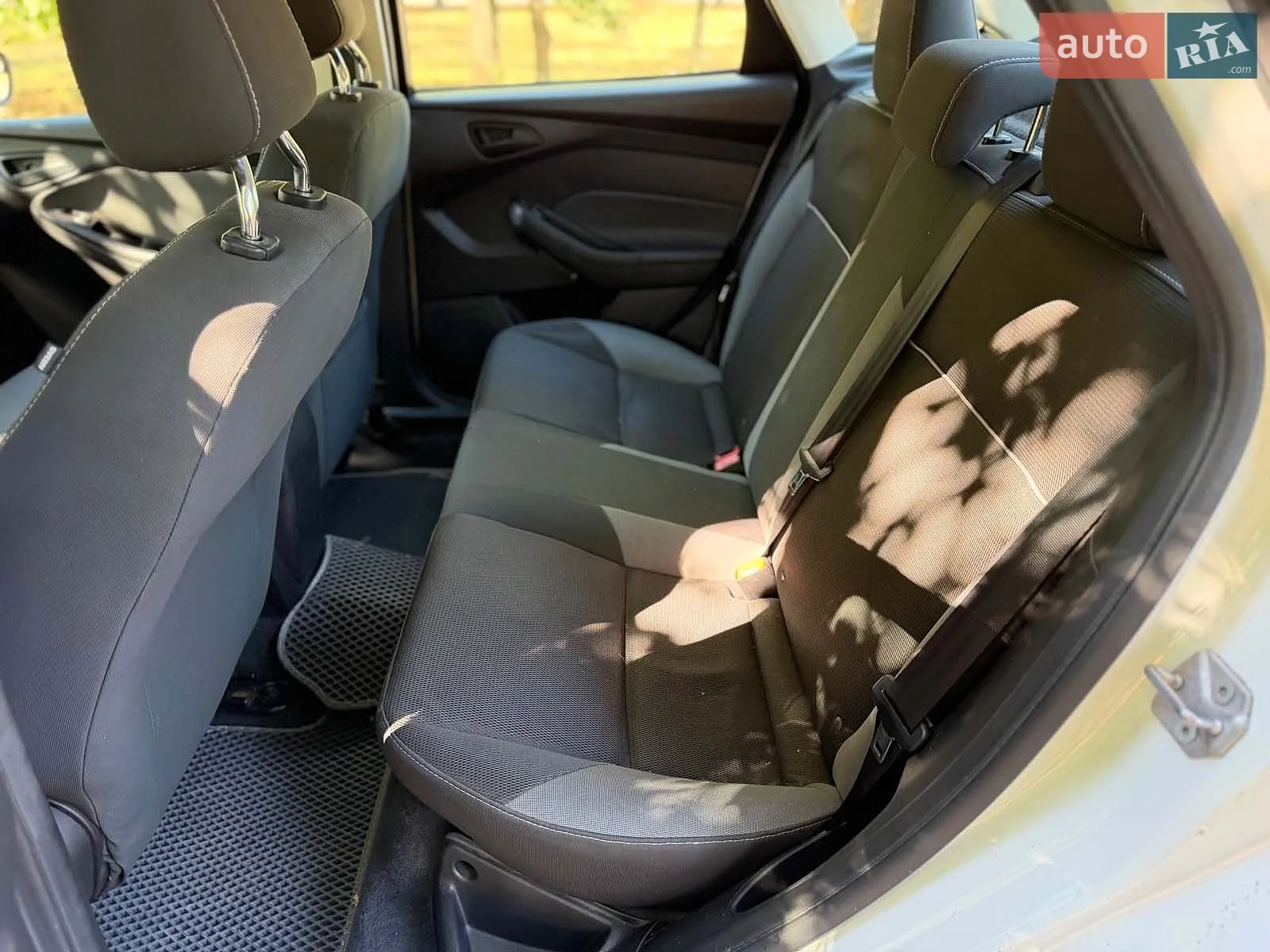 2012 Ford Focus - мініатюра 15