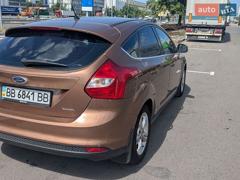 Хэтчбек Ford Focus 2013 в Киеве фото 28 Хэтчбек Ford Focus 2013 в Киеве