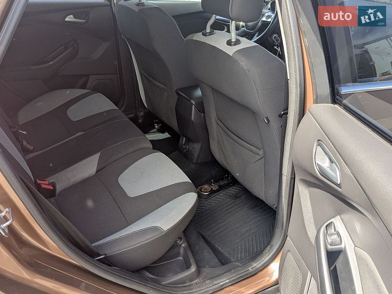 Хэтчбек Ford Focus 2013 в Киеве фото 32 Хэтчбек Ford Focus 2013 в Киеве
