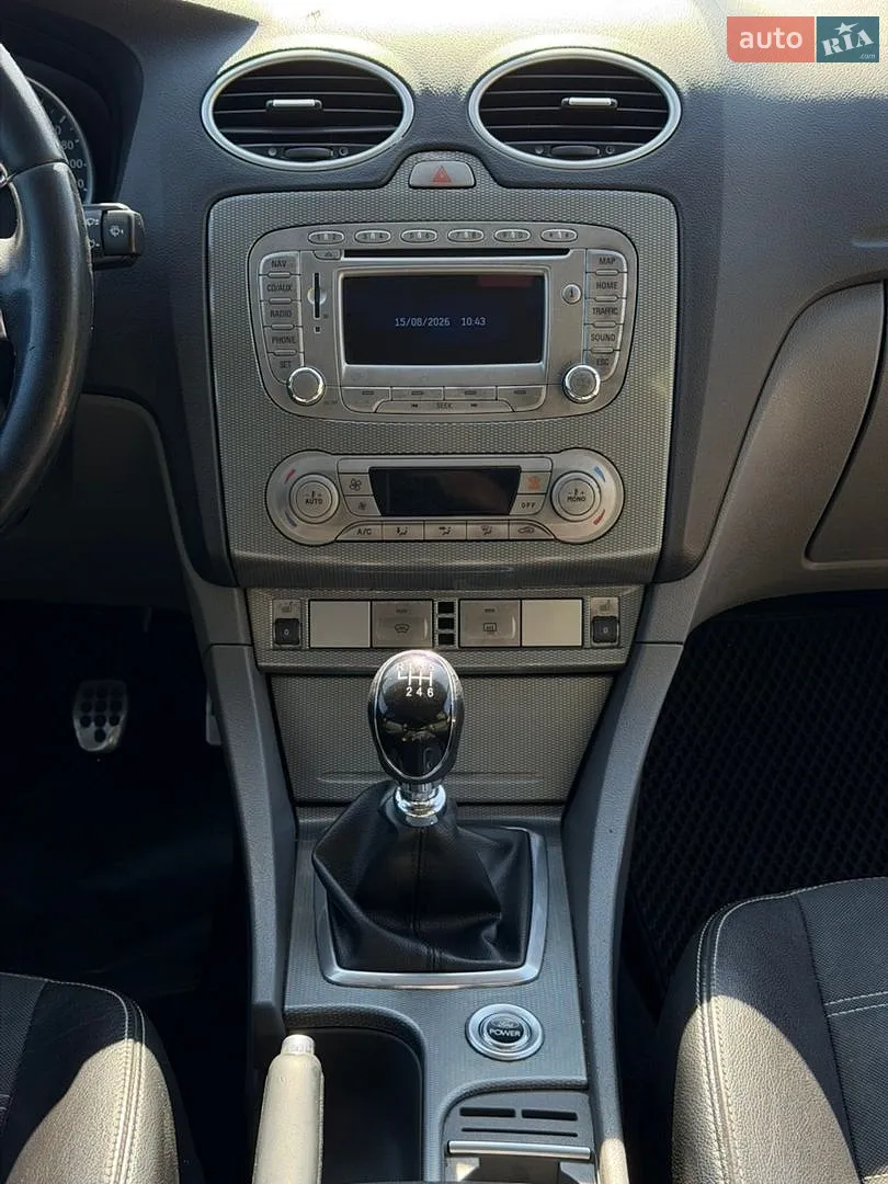 2010 Ford Focus - мініатюра 24