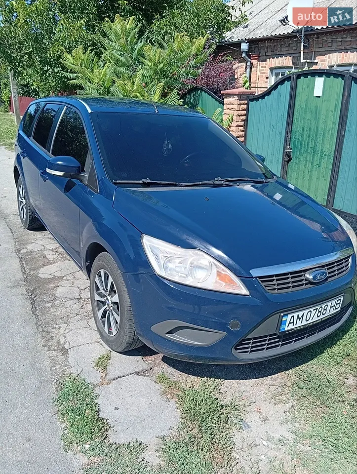 2010 Ford Focus - мініатюра 23