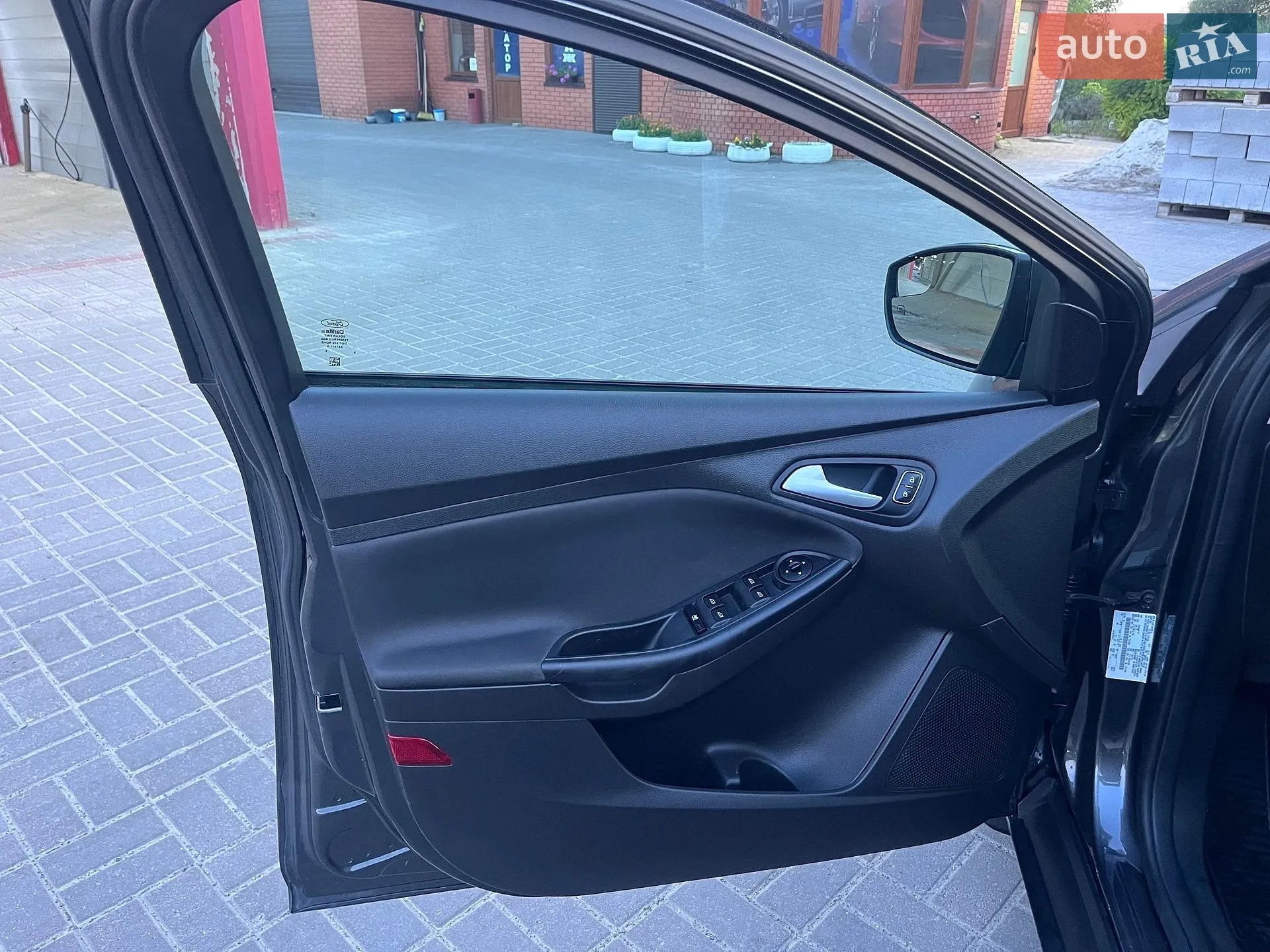 2015 Ford Focus - мініатюра 57