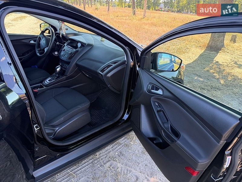 Седан Ford Focus 2015 в Славуте