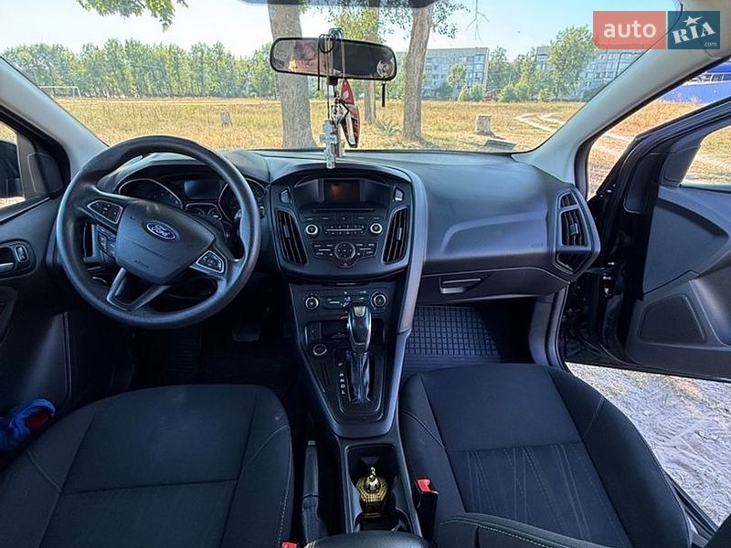 Седан Ford Focus 2015 в Славуте
